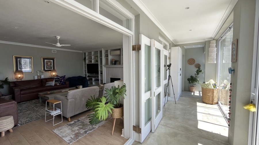 4 Bedroom Property for Sale in Simons Kloof Western Cape